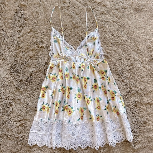 Vintage VS Nighty - Picture 3 of 9